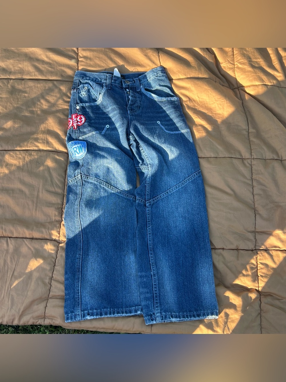 Rocawear Women’s Blue Relaxed Mid-Calf Length Patch Jeans Y2K Size 10 27”